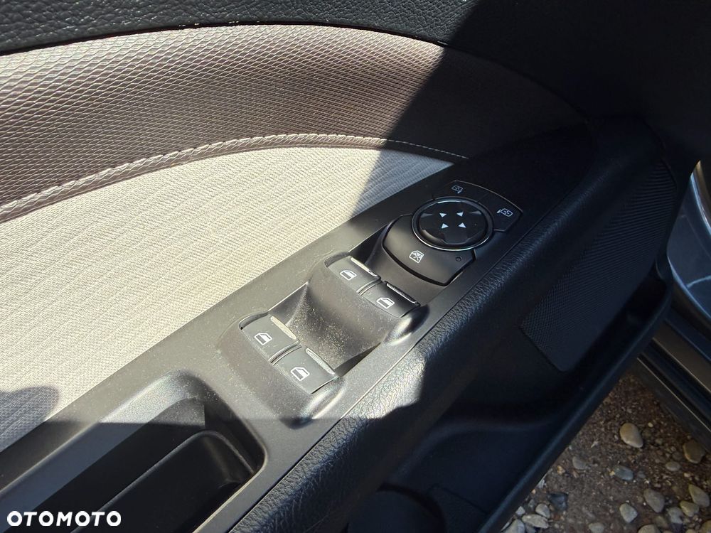 Ford Mondeo 1.5 EcoBoost Edition - 16