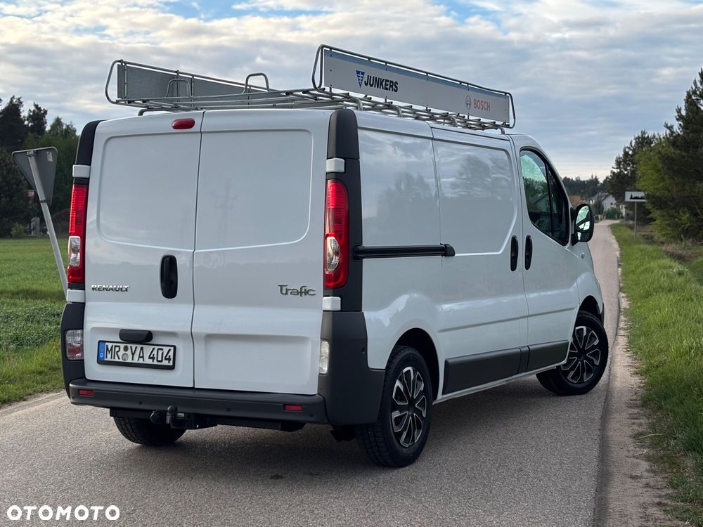 Renault Trafic - 12