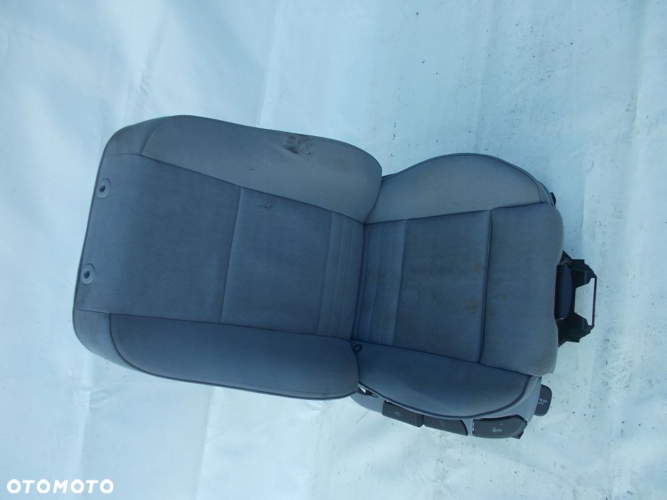 FOTEL PRAWY PASAŻERA M-PAKIET E39 F-VAT - 1