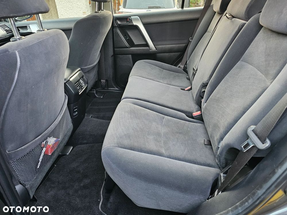 Toyota Land Cruiser - 8