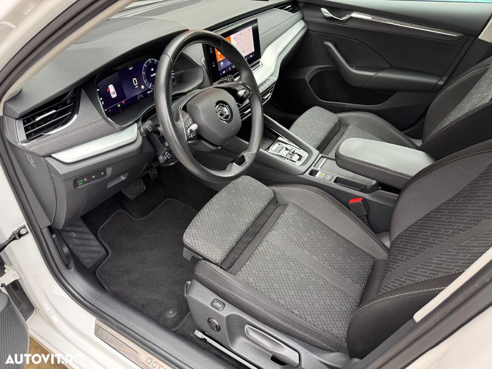 Skoda Octavia 2.0 TDI DSG Style - 7
