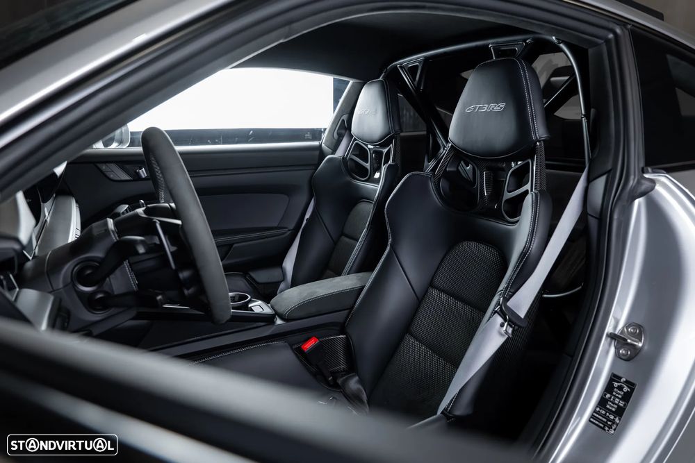 Porsche 911 (992) GT3 RS - 36