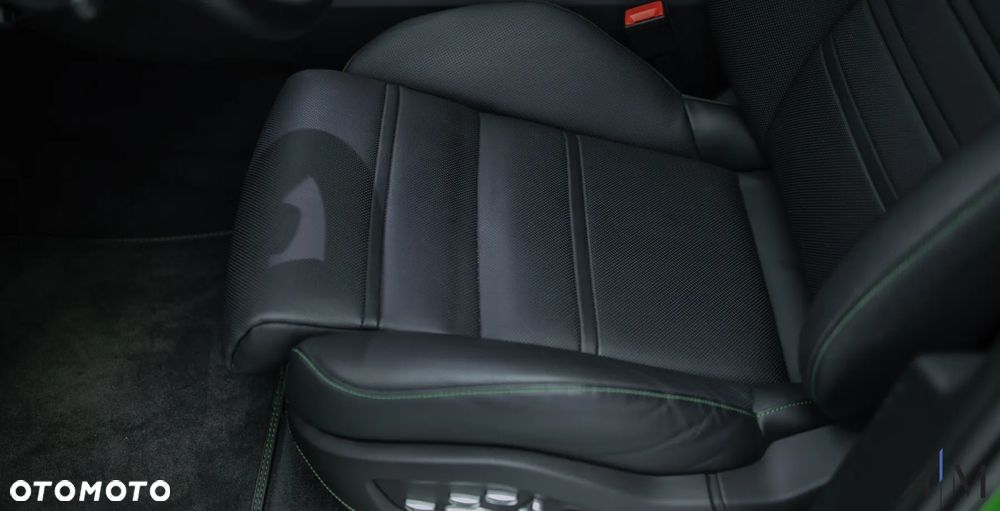 Porsche Cayenne - 21