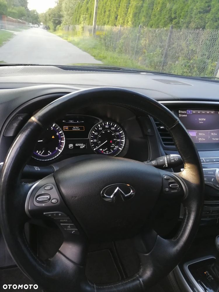 Infiniti QX60 - 9
