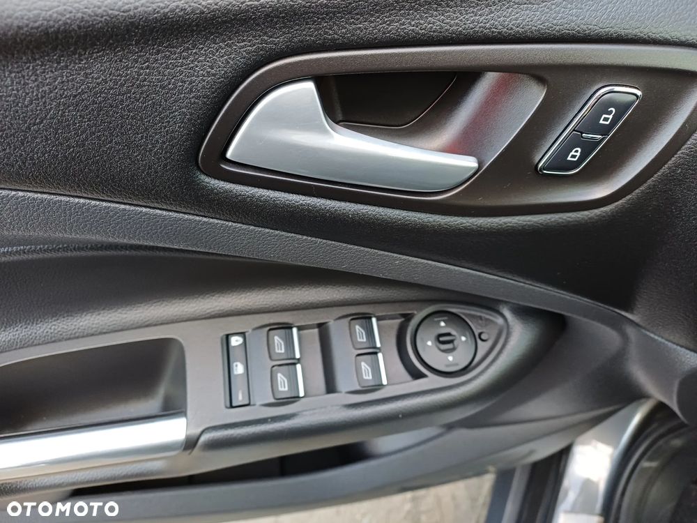 Ford Kuga 2.0 TDCi 4x4 Individual - 19