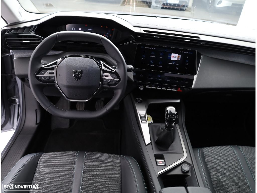 Peugeot 308 SW 1.2 PureTech Allure - 28