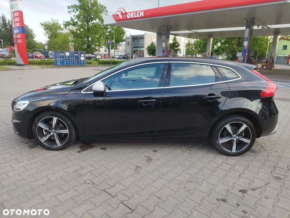 Volvo V40 T2 Drive-E R-Design Momentum - 5