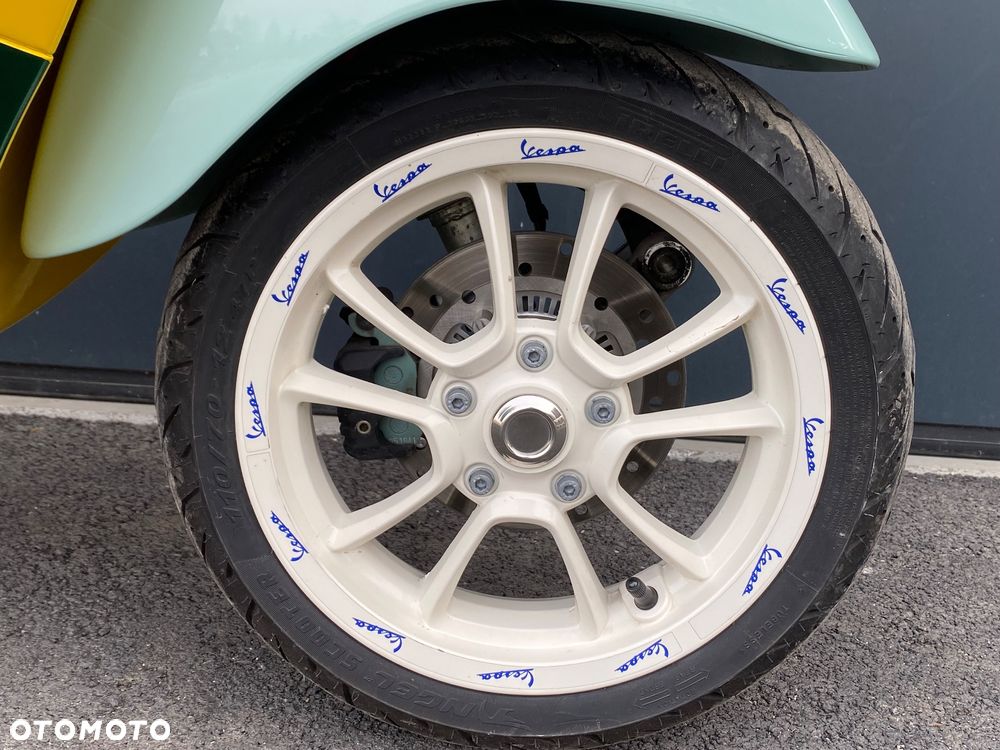 Vespa Primavera - 15