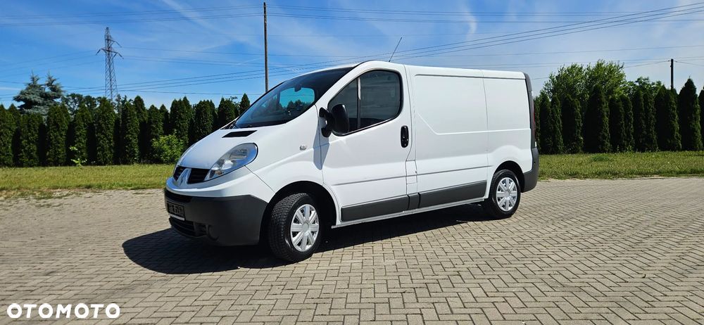 Renault Trafic - 1