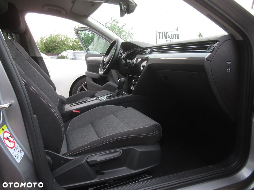 Volkswagen Passat 1.5 TSI EVO Business DSG - 10