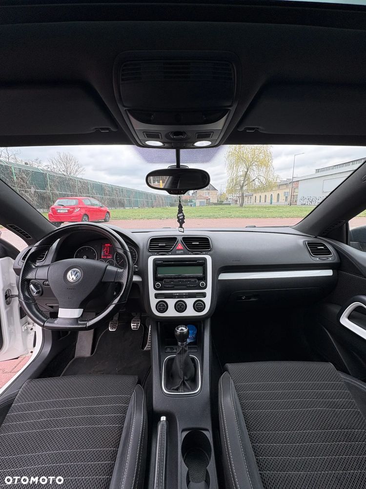 Volkswagen Scirocco - 11