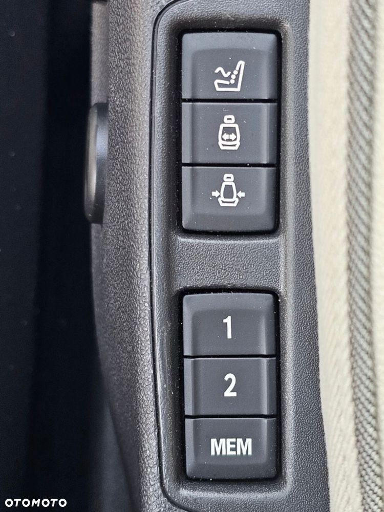 Opel Insignia - 31