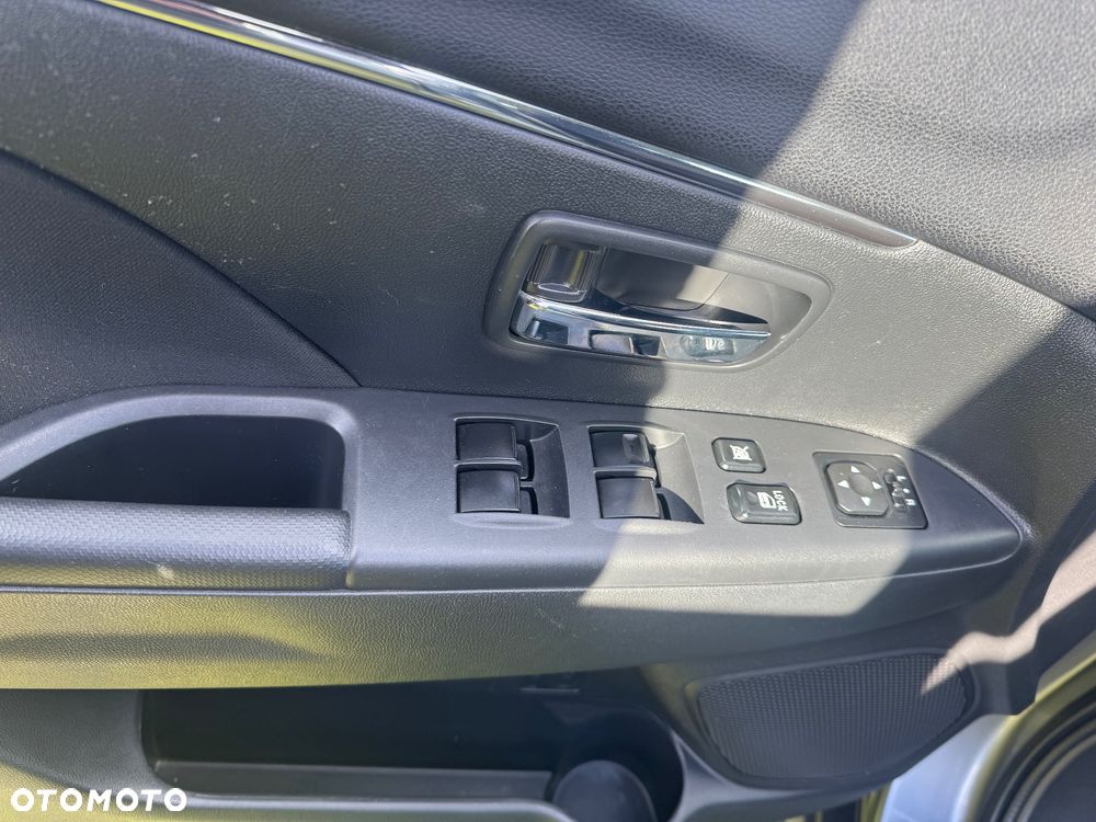 Mitsubishi ASX 1.6 2WD Edition 100+ - 16