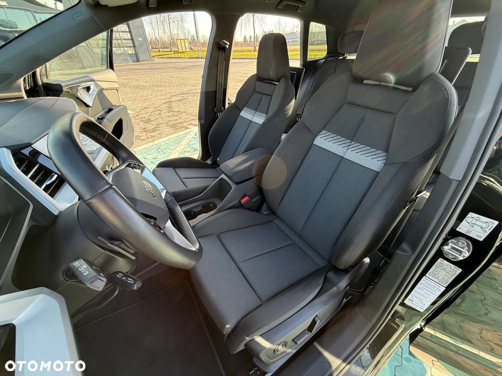 Audi Q4 e-tron 50 quattro - 12
