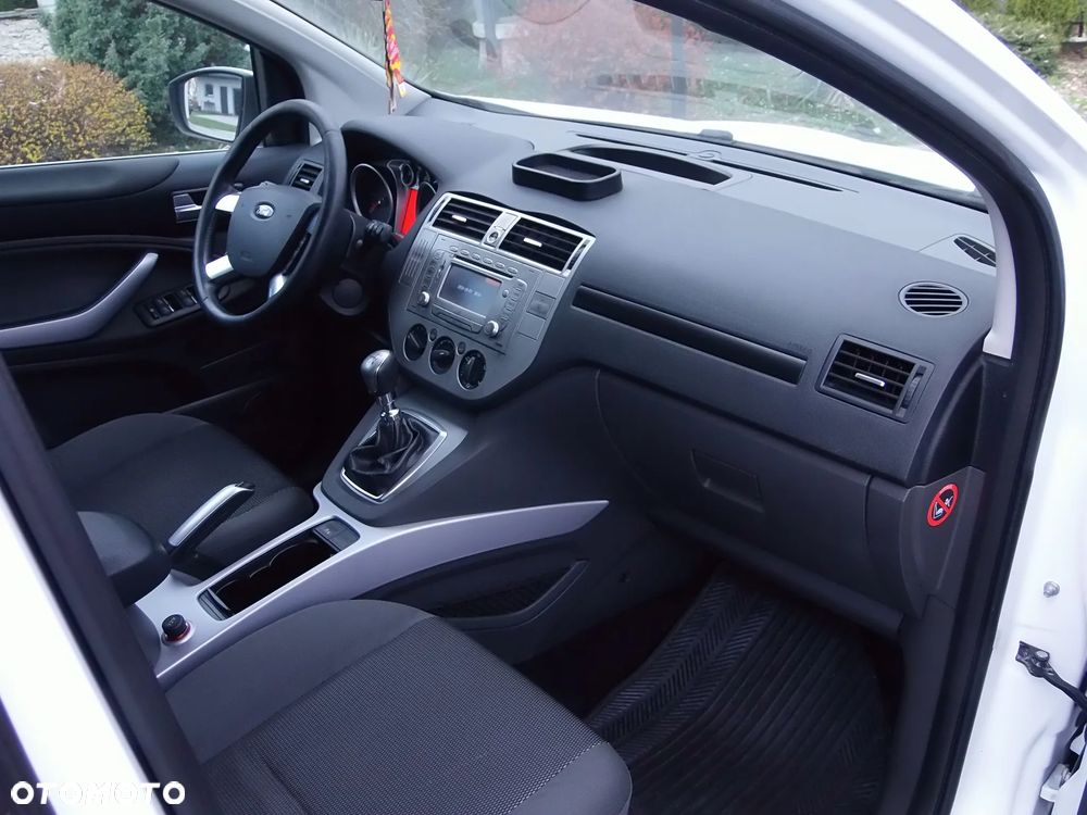 Ford Kuga 2.0 TDCi Trend - 8