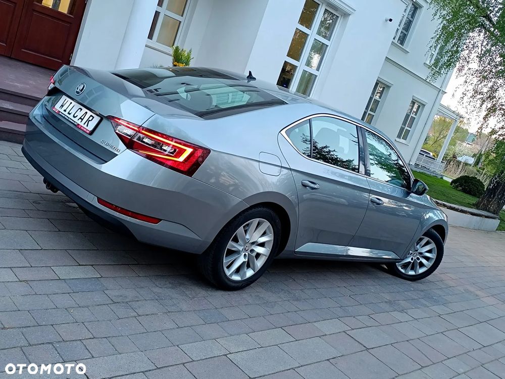 Skoda Superb 1.4 TSI ACT DSG Ambition - 13