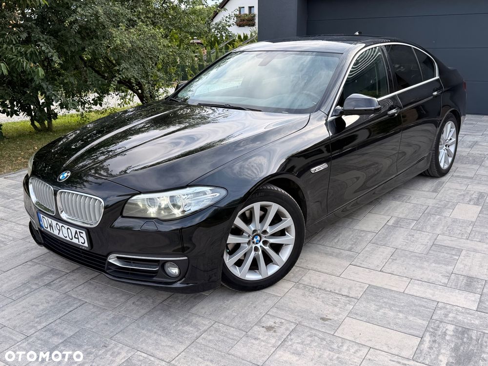 BMW Seria 5 520d Luxury Line - 2