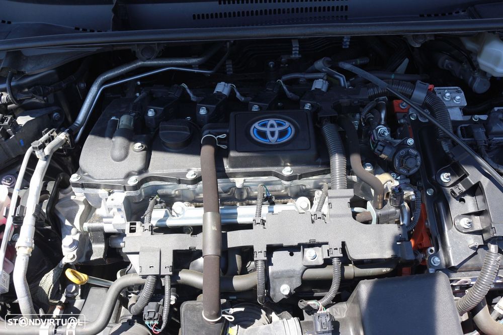 Toyota Corolla SD 1.8 Hybrid Luxury - 48