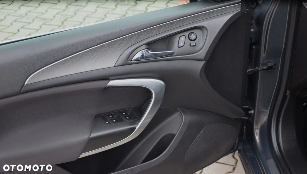 Opel Insignia - 14
