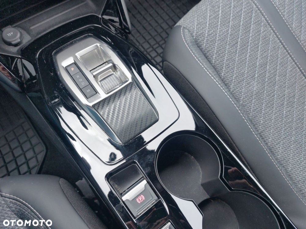 Peugeot 2008 - 14