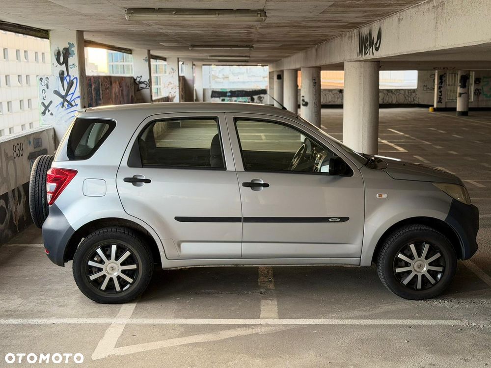 Daihatsu Terios 2WD - 2