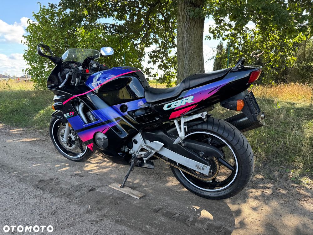 Honda CBR - 8
