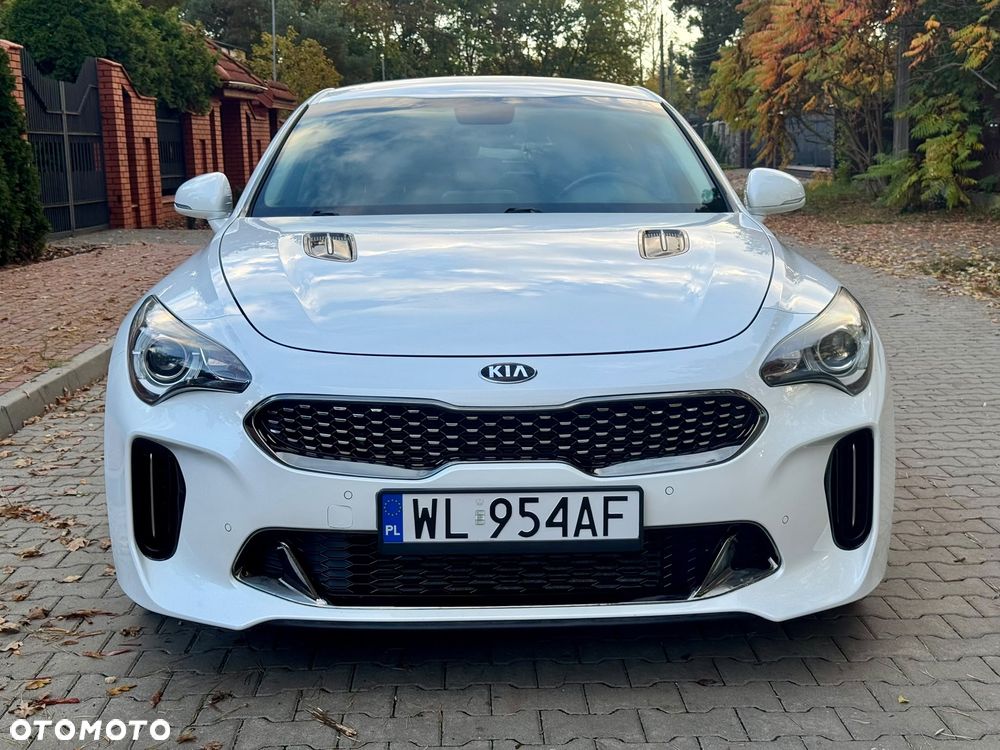Kia Stinger - 27