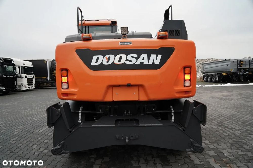 Doosan DX 140W / KOPARKA KOŁOWA / ROTOTIL / JOYSTICK / POWERTILT OBROTNICA / 2019 ROK / - - 17