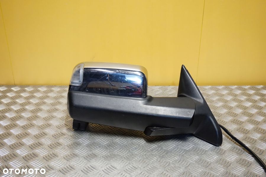 DODGE RAM 2500 2013 - 2018 Lusterko Zewnętrzne Prawe 16 PIN USA - 1