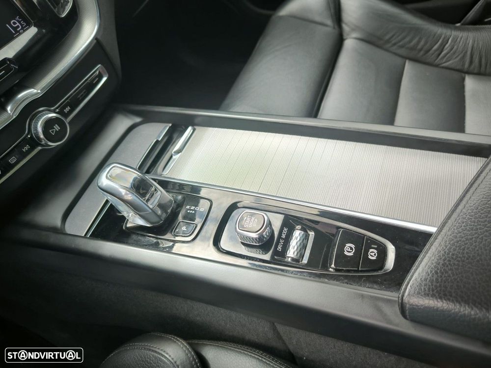 Volvo XC 60 - 16