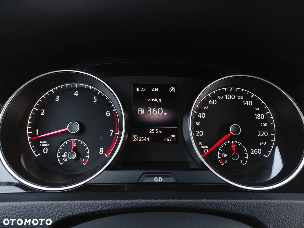 Volkswagen Golf 1.4 TSI BMT Highline - 22