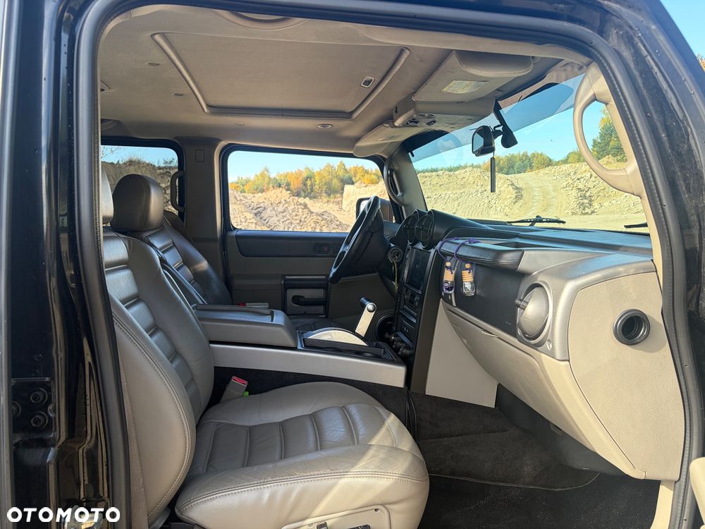 Hummer H2 6.0 V8 - 21