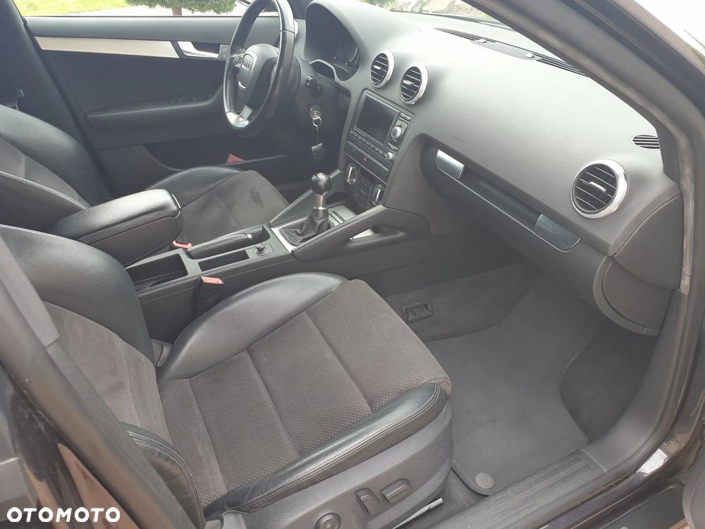 Audi A3 Sportback - 7