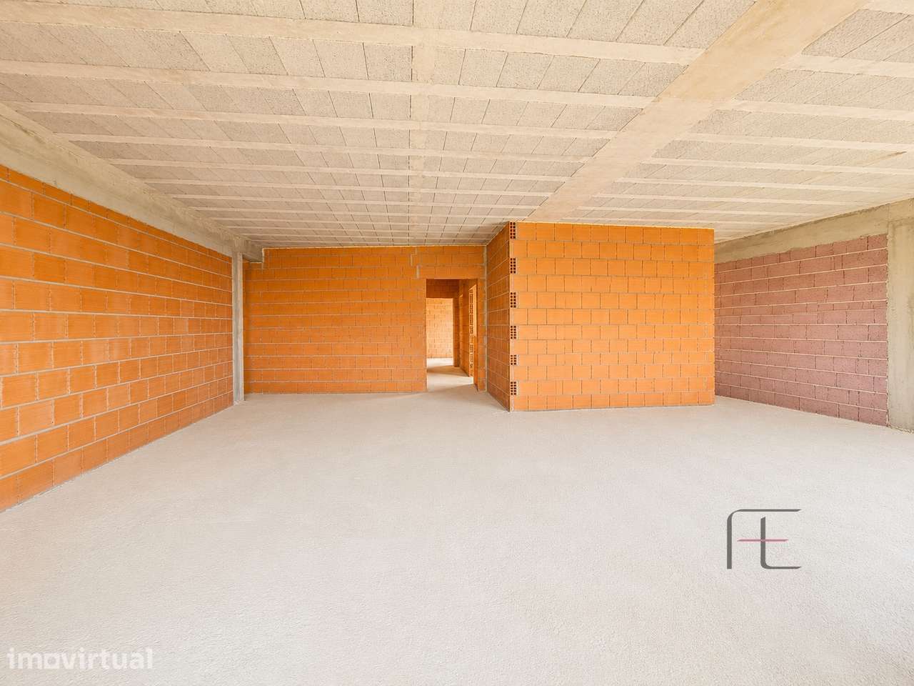 Apartamento T4 Vista Mar, Varandas, Lugar Garagem 2 viaturas, Arcozelo - Grande imagem: 4/14