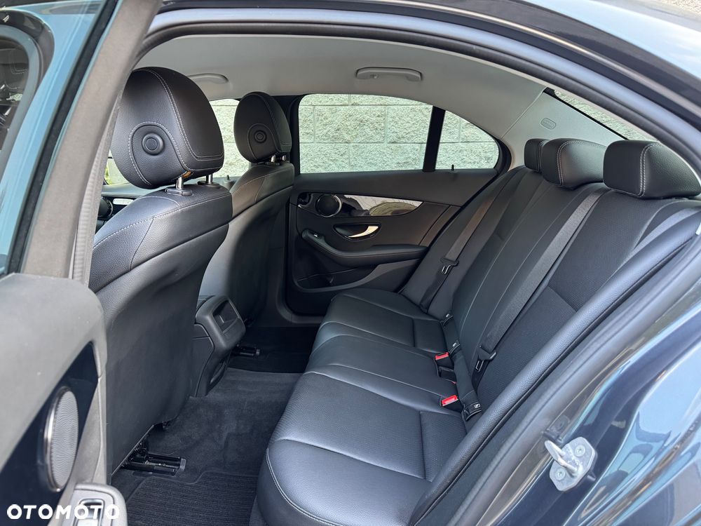 Mercedes-Benz Klasa C 200 7G-TRONIC Exclusive - 21
