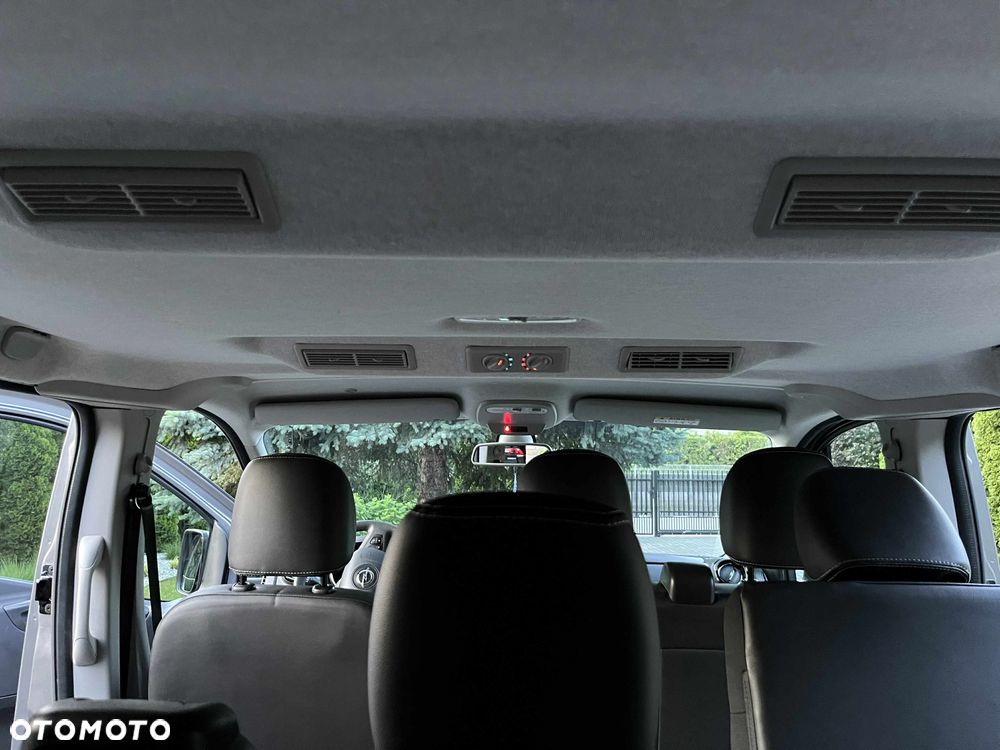 Opel Vivaro - 21