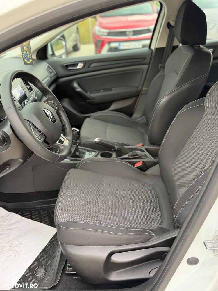 Renault Megane Energy TCe Business - 10