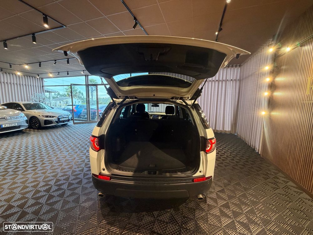 Land Rover Discovery Sport 2.0 TD4 HSE Luxury - 34