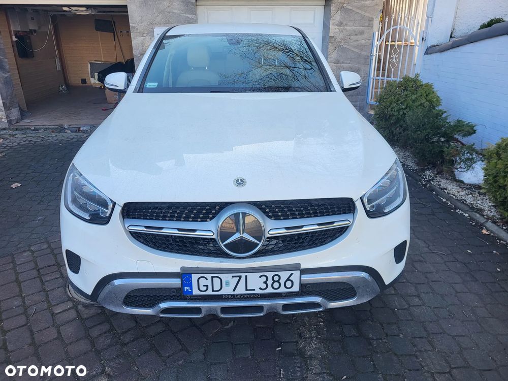 Mercedes-Benz GLC 300 de 4-Matic Business Edition - 3