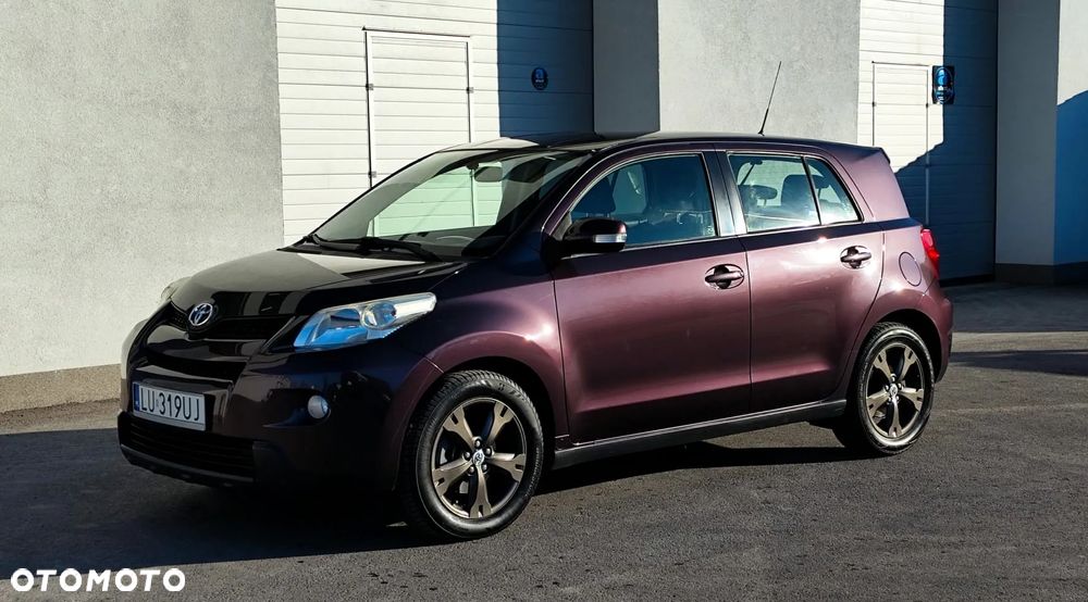 Toyota Urban Cruiser 1.33 Sol - 1