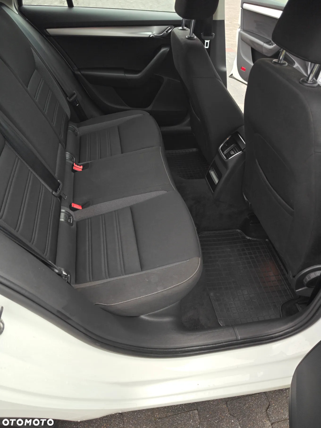Skoda Octavia 1.6 TDI Ambition - 12