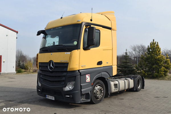 Mercedes-Benz Actros 1842