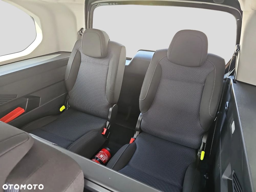 Fiat Qubo 1.5 D 7-Sitzer Icon - 20