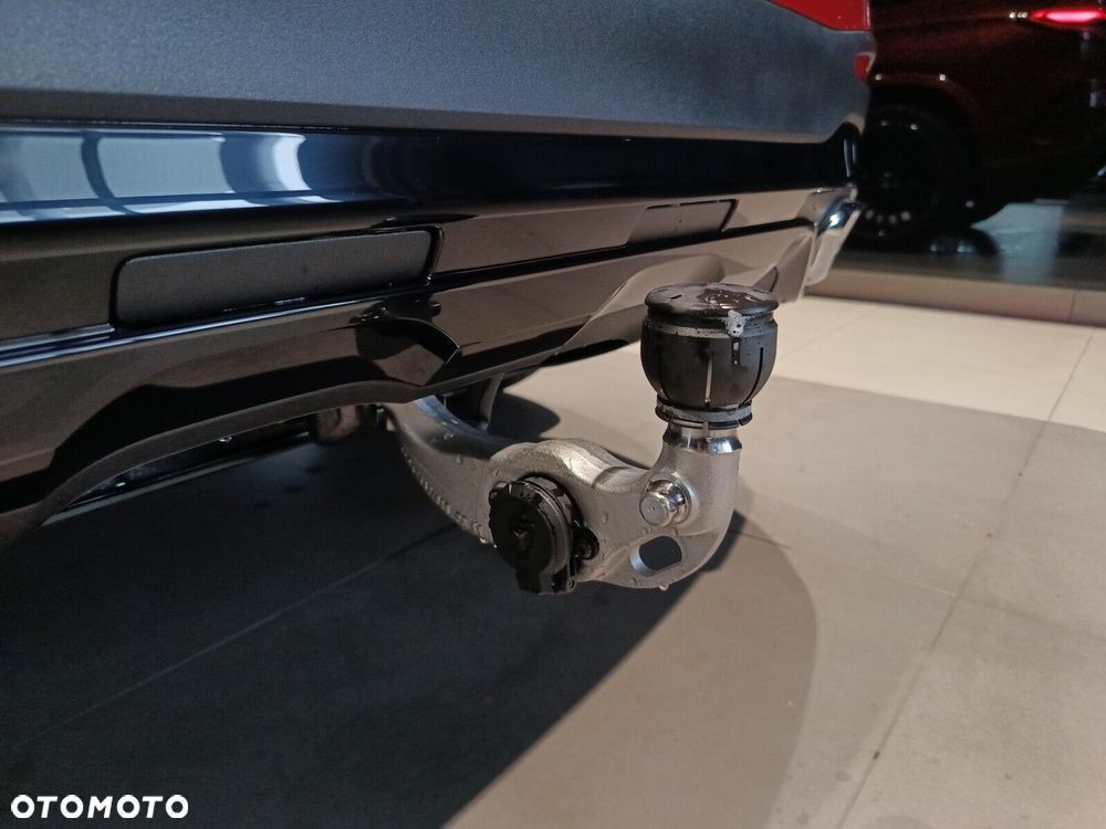 Mercedes-Benz GLC - 13