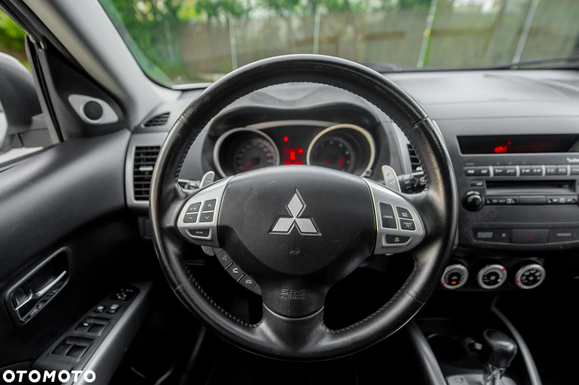 Mitsubishi Outlander 2.4 Invite CVT - 27