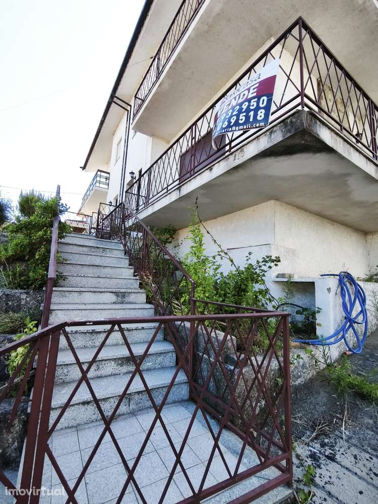 Moradia Geminada T4 - Grande imagem: 2/17