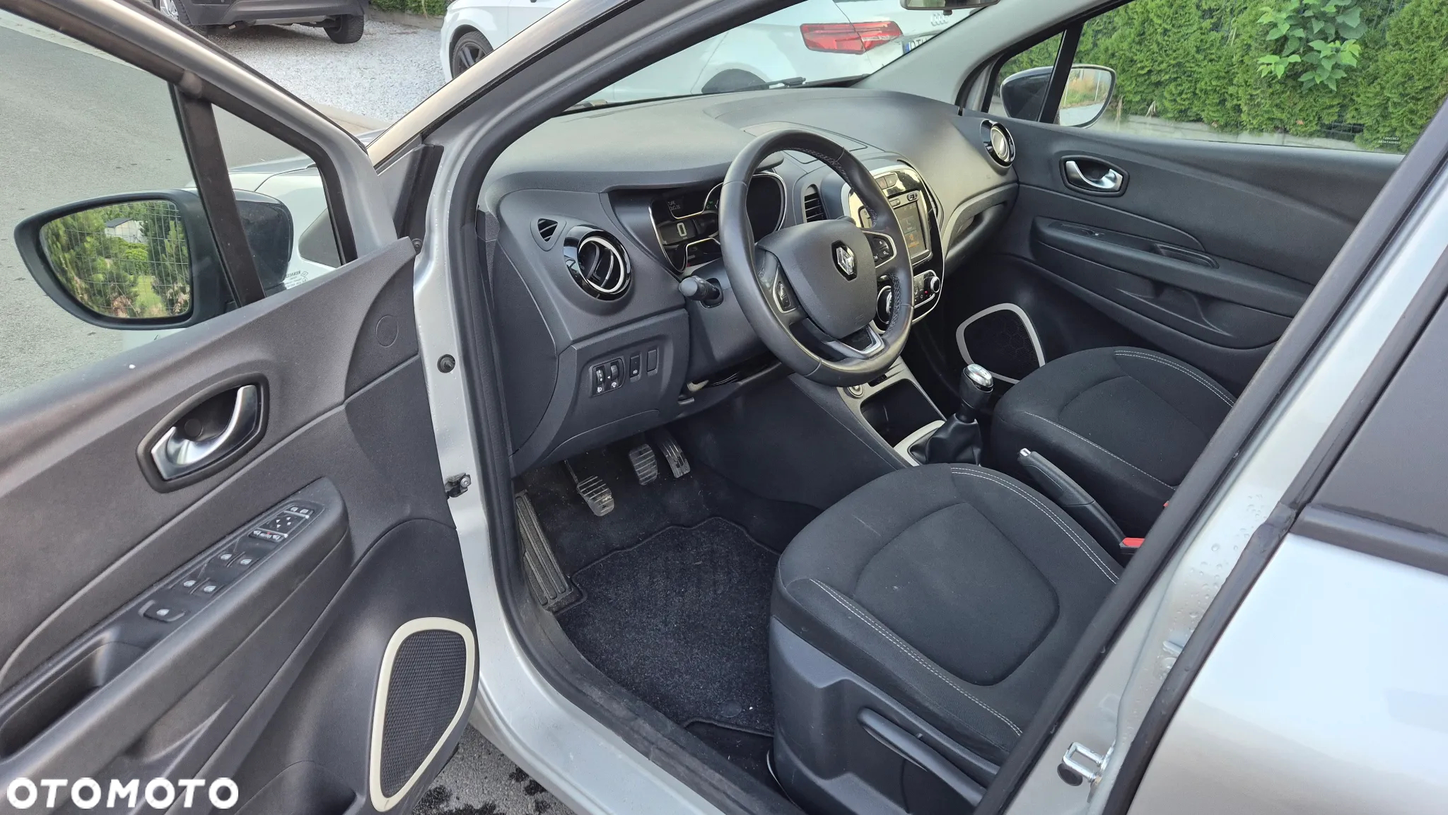 Renault Captur - 11