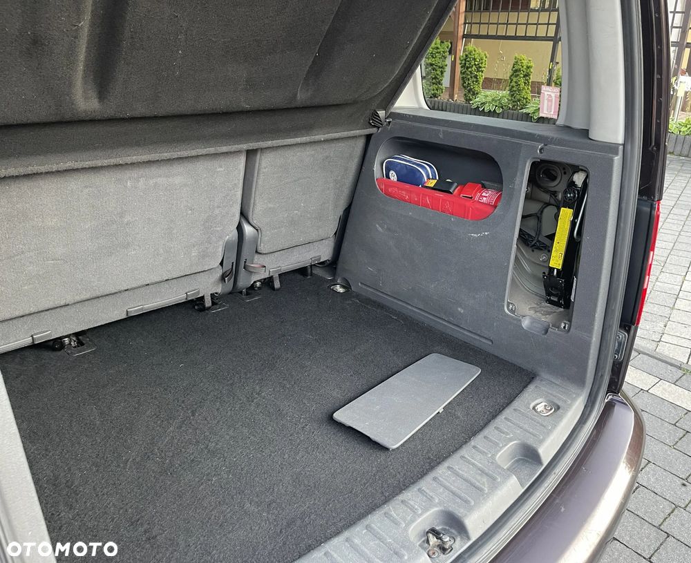 Volkswagen Caddy Comfortline - 7