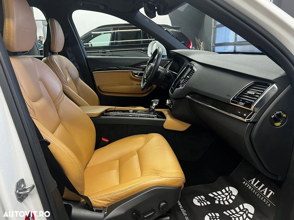 Volvo XC 90 D5 AWD Geartronic Inscription - 7