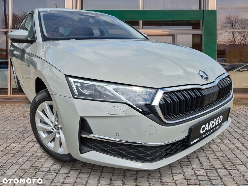 Skoda Octavia 1.5 TSI mHEV Drive Selection DSG - 11